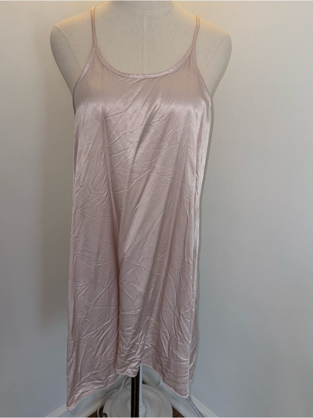 PJ Harlow Women’s Medium Pink Ruby Silky Nightgown